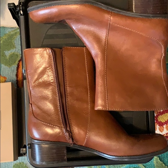 Brown calf  Bandolino boots - Picture 2 of 5